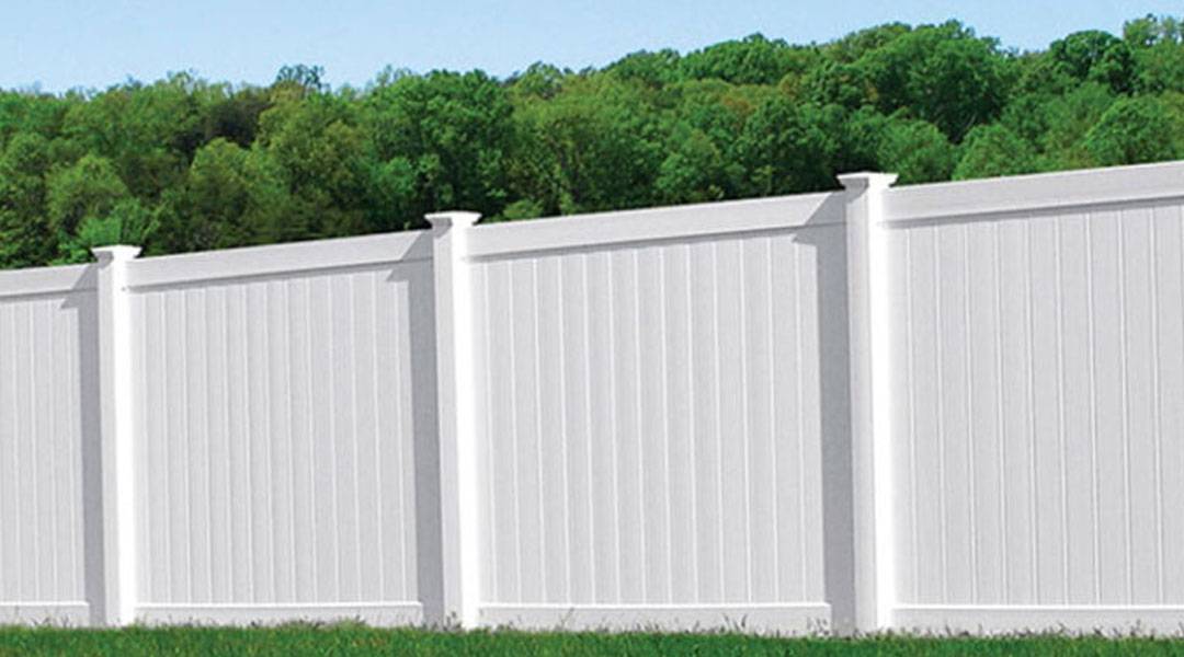 which-fence-material-lasts-the-longest-in-the-chicagoland-area